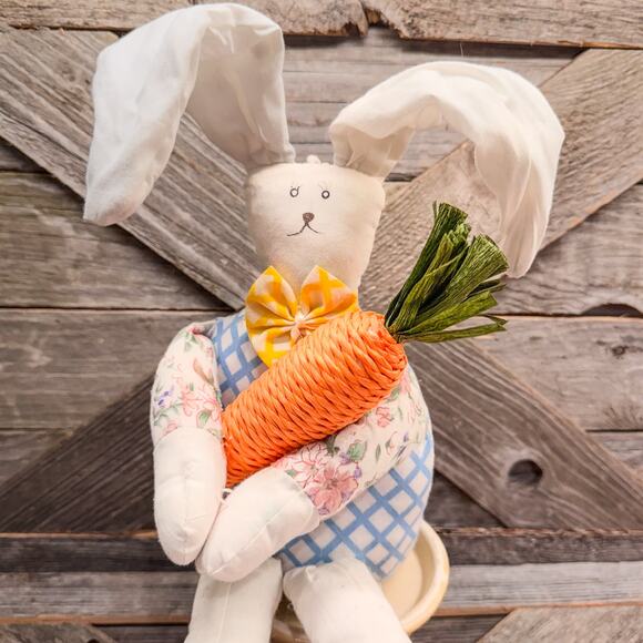 Primitive Vintage Kurt Adler Cloth Easter Bunny Holding Giant Carrot,7”/14” - Picture 5 of 9